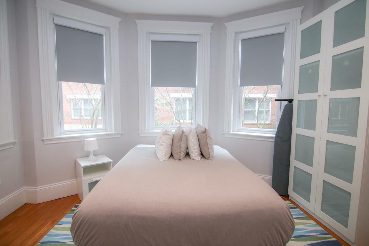 A Stylish Stay W/ A Queen Bed, Heated Floors.. #14 ブルックライン エクステリア 写真